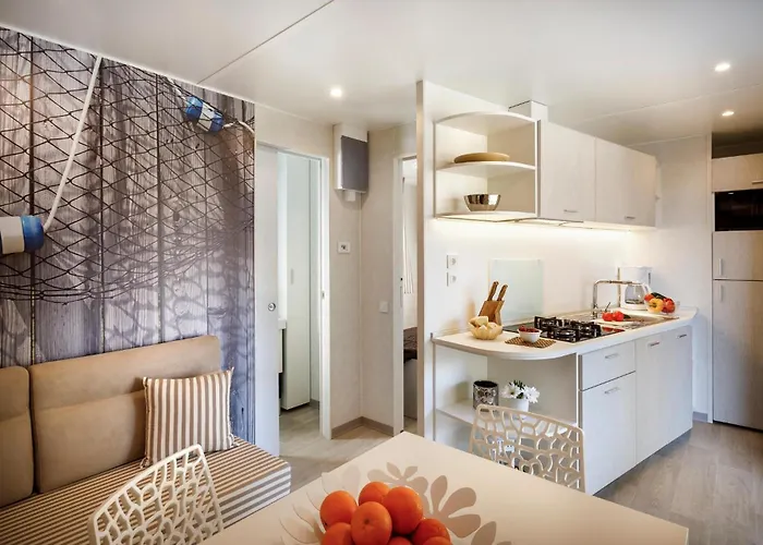 Stunning Stacaravan In Camping Banjol