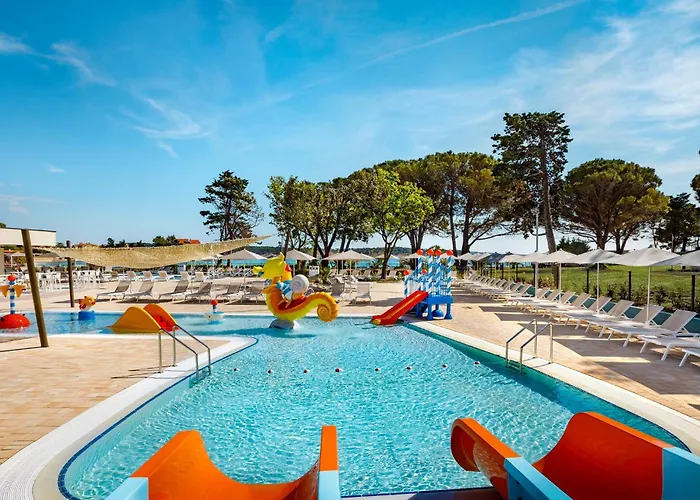 Camping Stunning Stacaravan In Banjol