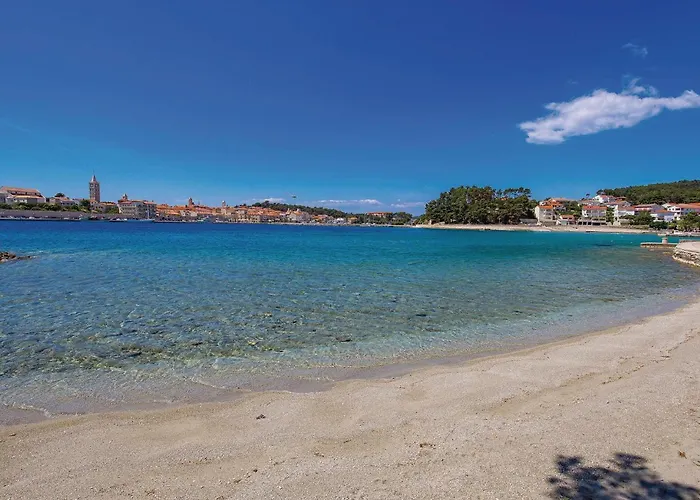 Stunning Stacaravan In 4*