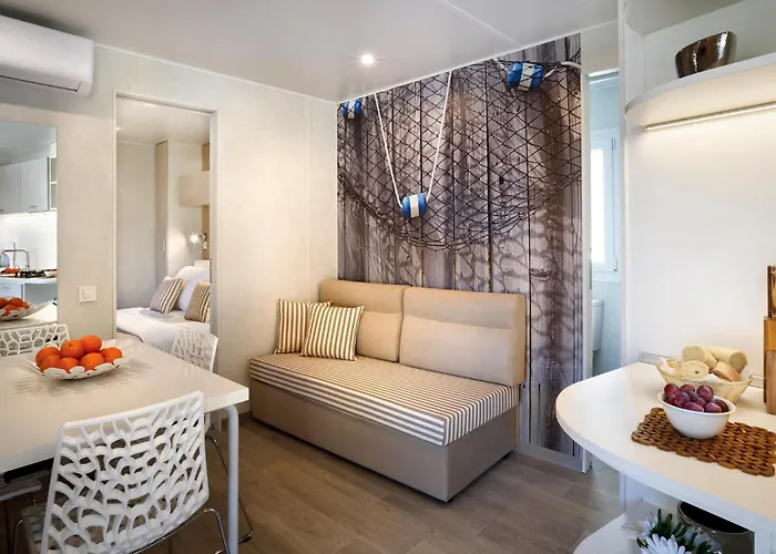 Stunning Stacaravan In 4*