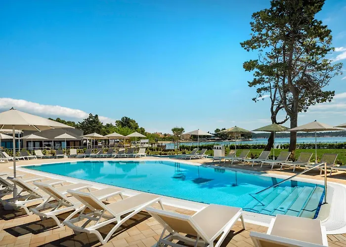 Stunning Stacaravan In 4* Banjol