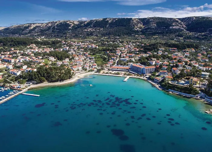 Campsite Stunning Stacaravan In Banjol